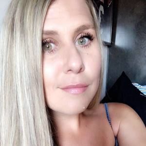 Meet your Posher, Lucy